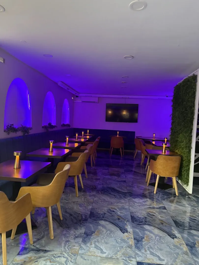Restaurant & Lounge - La Palme